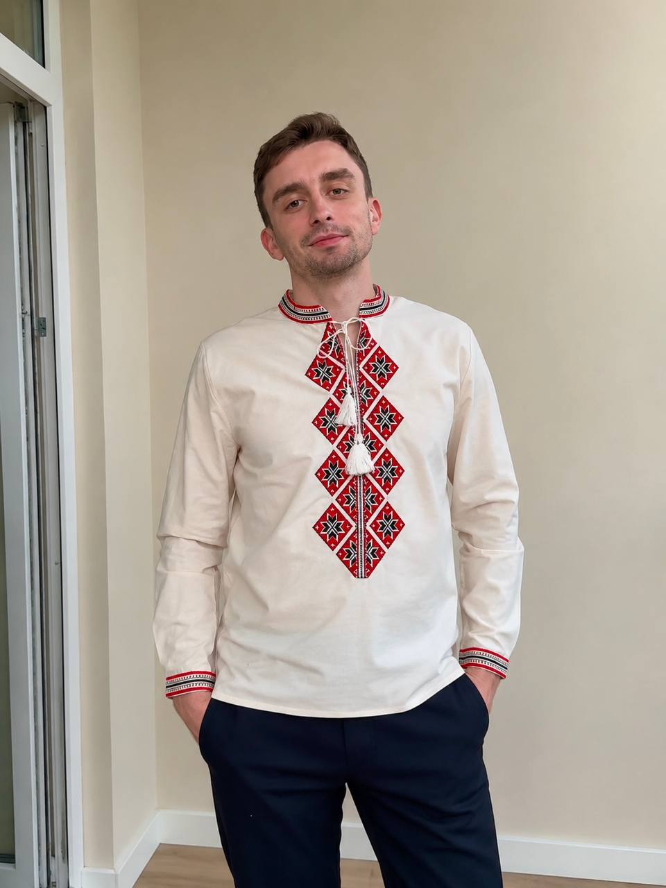 Чоловіча вишиванка Горицвіт (бежевий)