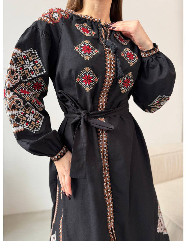 Вишита сукня Ярослава